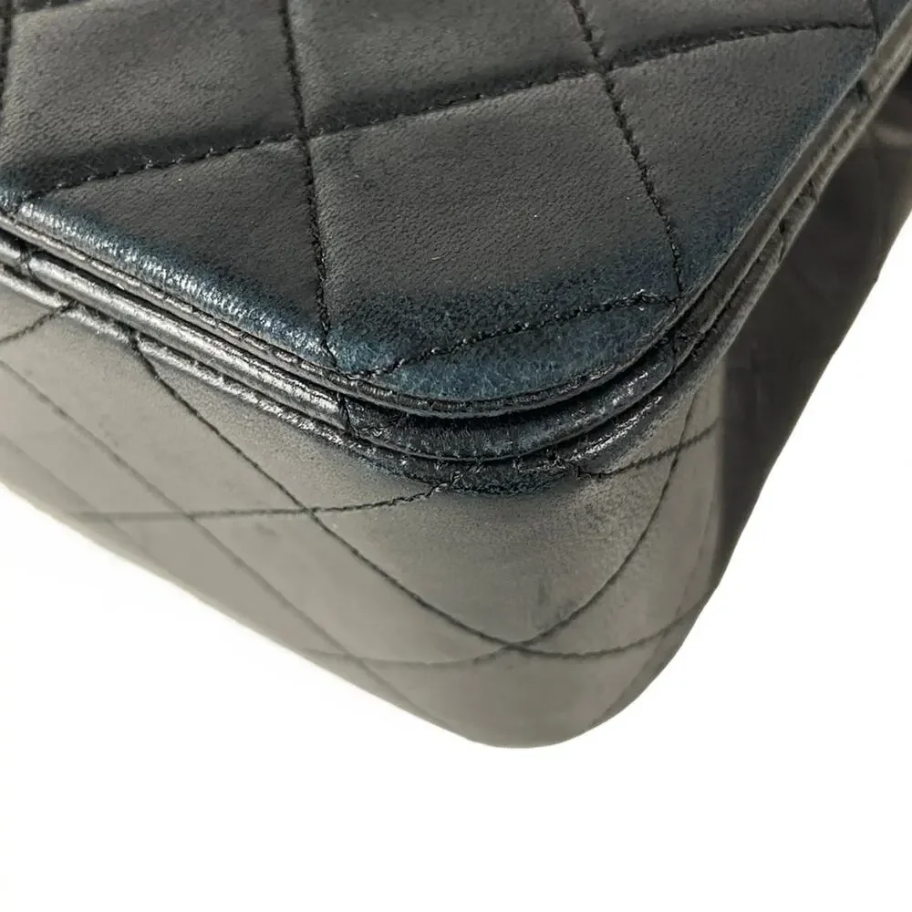CHANEL single flap